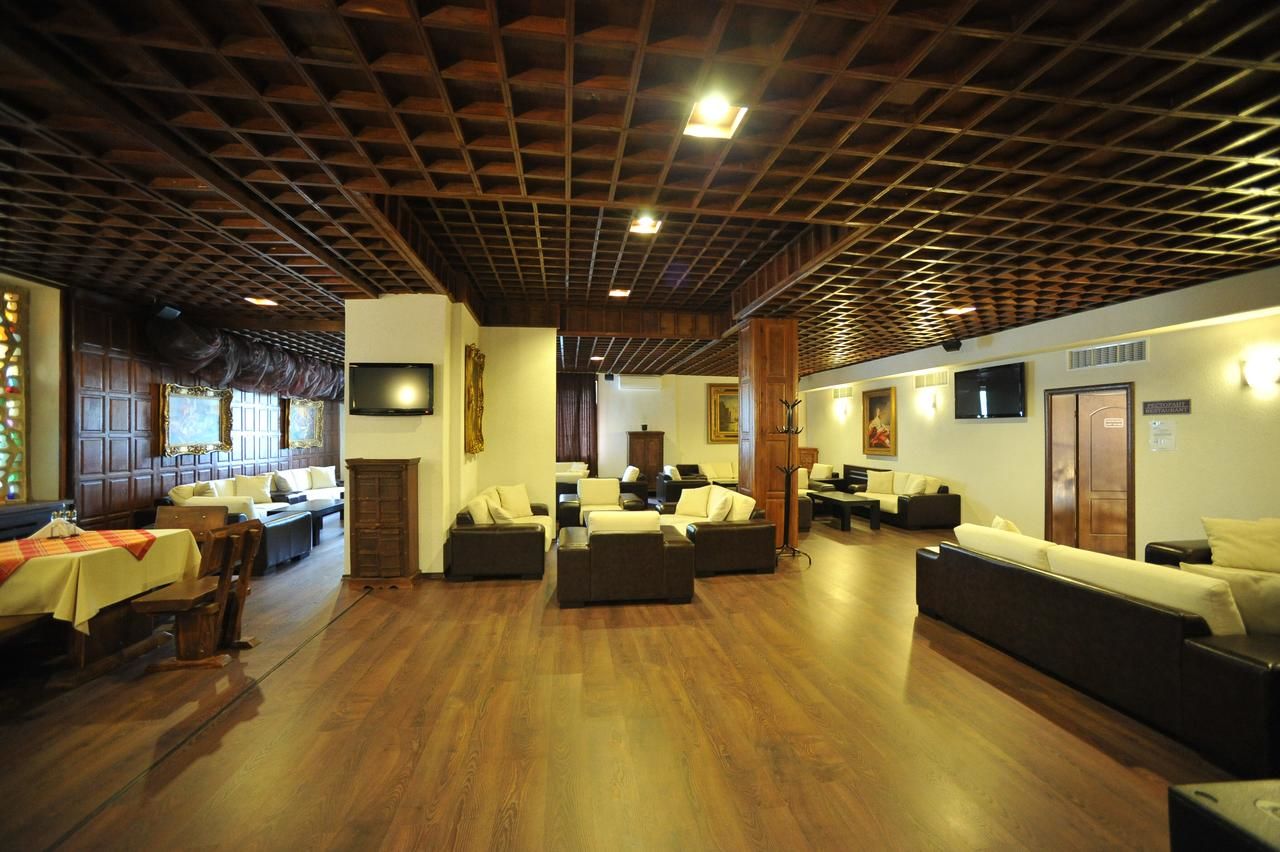 Отель Hotel Melnik Мелник-45