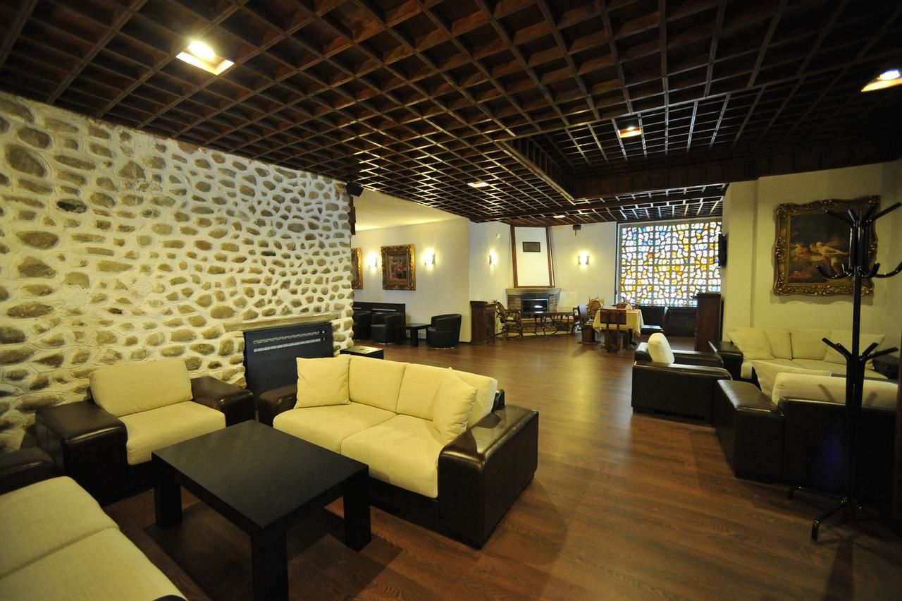 Отель Hotel Melnik Мелник-48