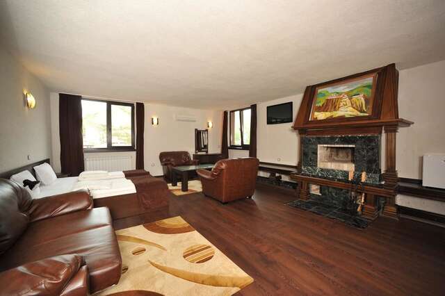 Отель Hotel Melnik Мелник-13